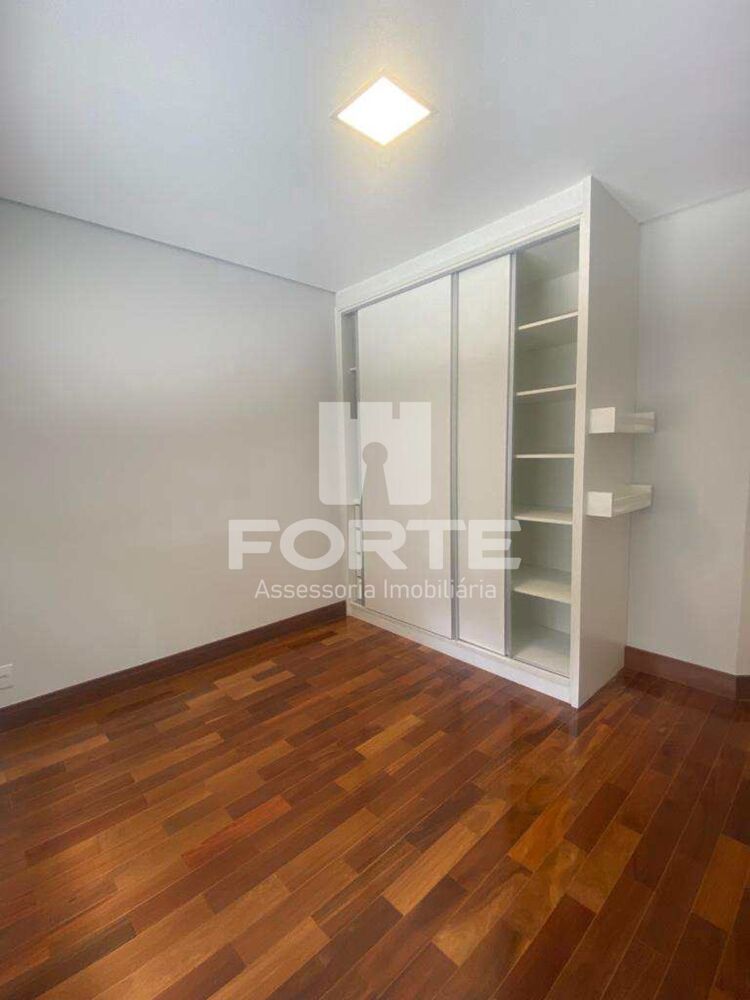 Casa, 3 quartos, 270 m² - Foto 29