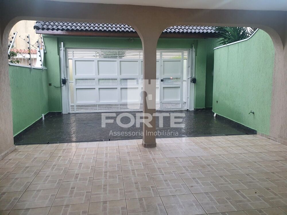 Casa, 3 quartos, 213 m² - Foto 2