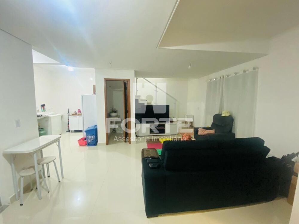 Casa à venda com 3 quartos, 86m² - Foto 15