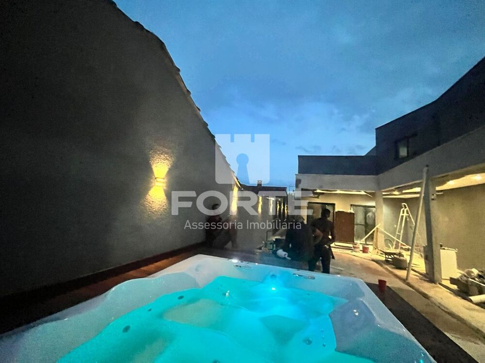 Casa, 5 quartos, 270 m² - Foto 2