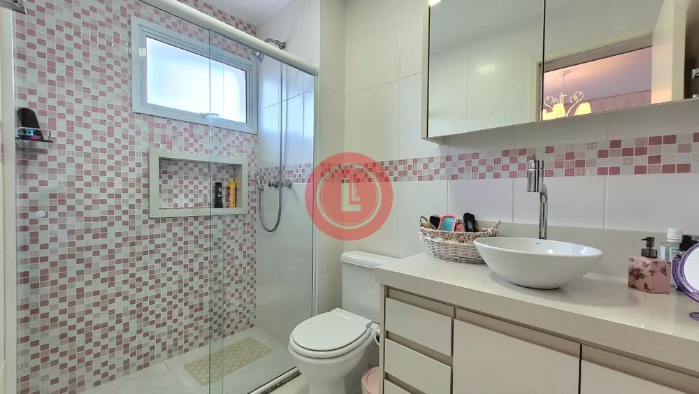 Apartamento à venda com 3 quartos, 236m² - Foto 10