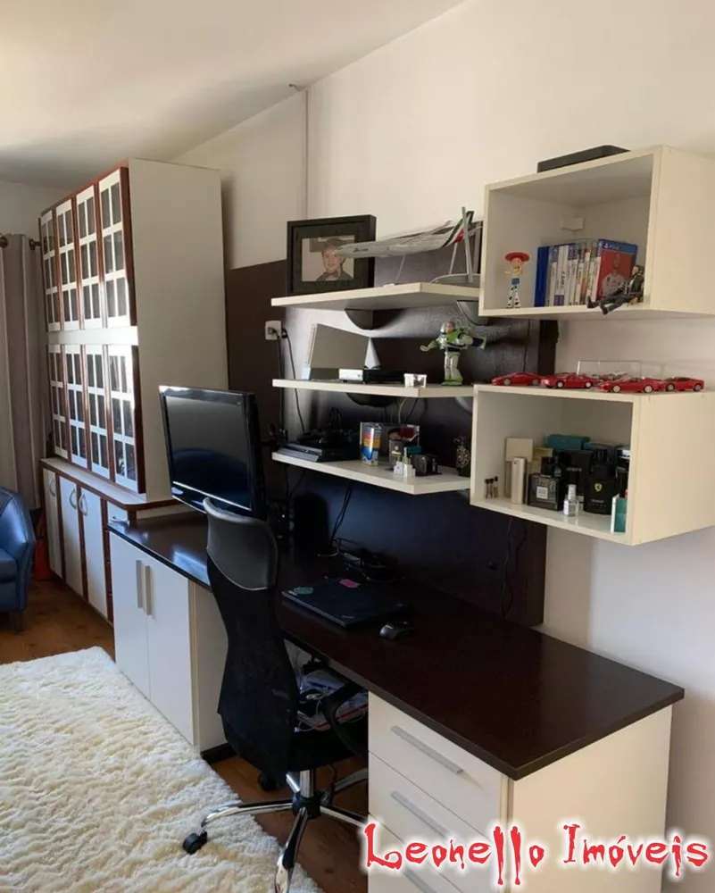 Sobrado, 3 quartos, 249 m² - Foto 2