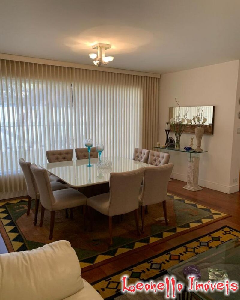 Sobrado, 3 quartos, 249 m² - Foto 1