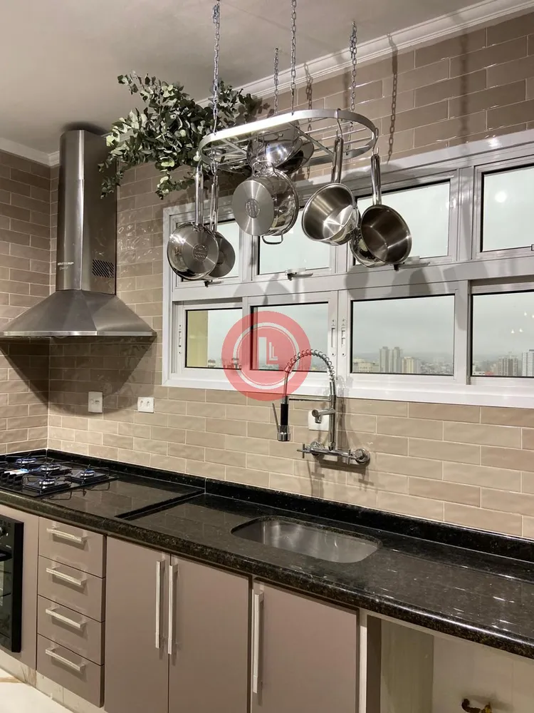 Apartamento, 3 quartos, 136 m² - Foto 2