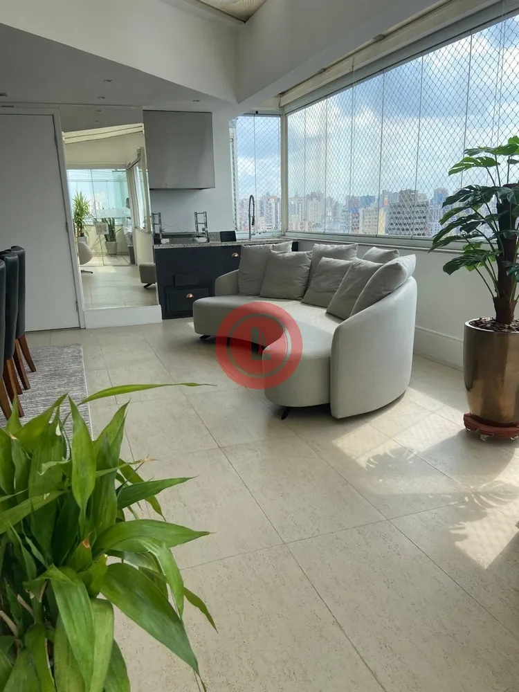 Apartamento, 3 quartos, 227 m² - Foto 1