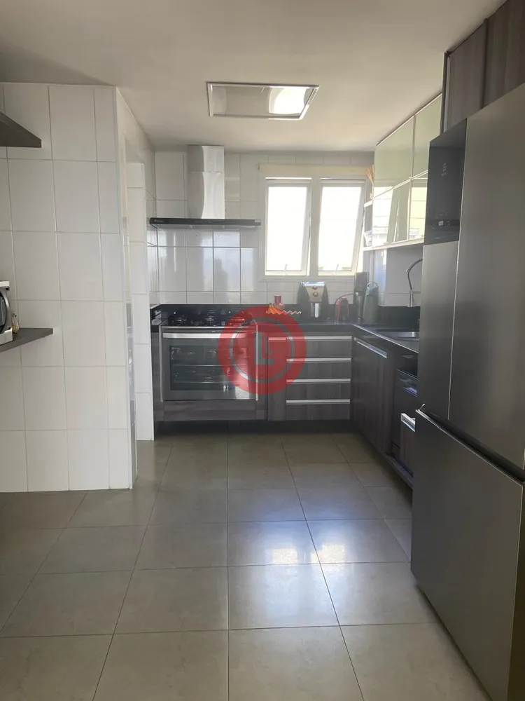 Apartamento, 3 quartos, 227 m² - Foto 8
