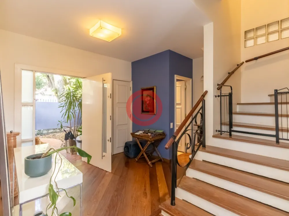 Casa, 5 quartos, 318 m² - Foto 2