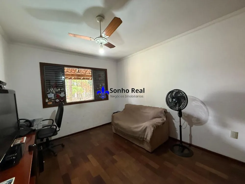 Casa, 3 quartos, 231 m² - Foto 10