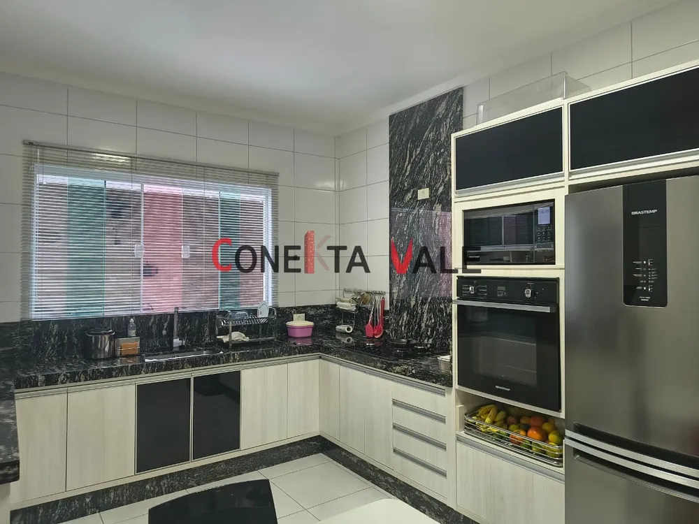 Casa, 4 quartos, 188 m² - Foto 5