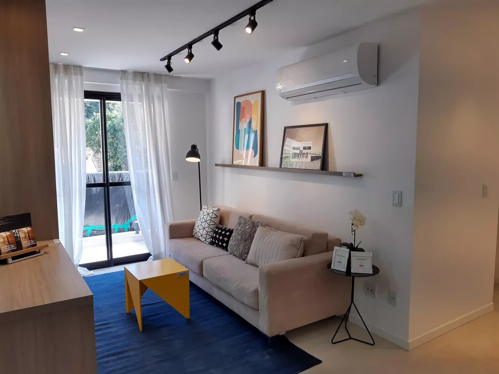 Apartamento à venda com 2 quartos, 62m² - Foto 3