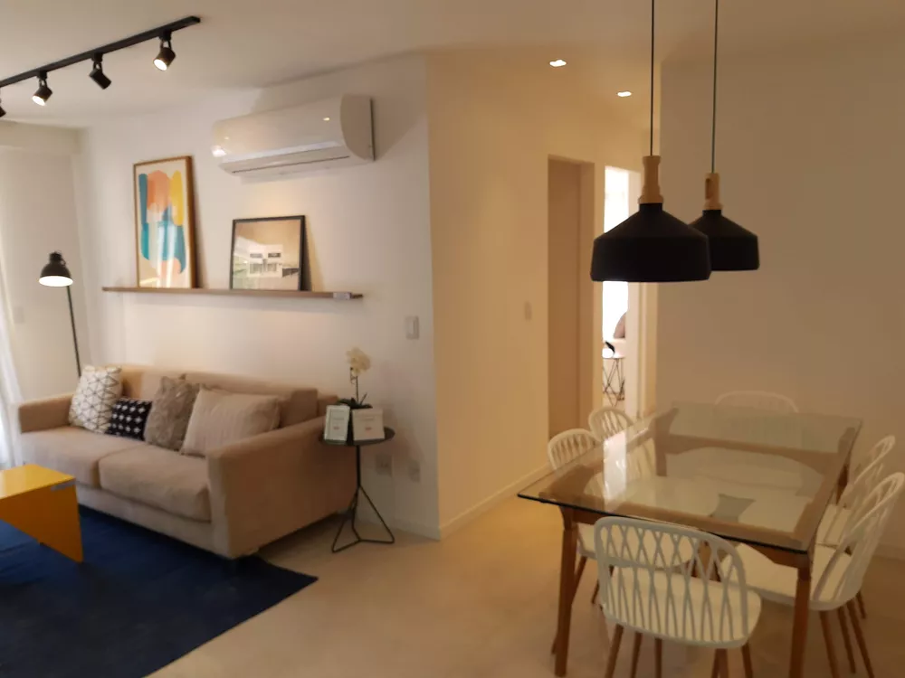 Apartamento à venda com 2 quartos, 62m² - Foto 2