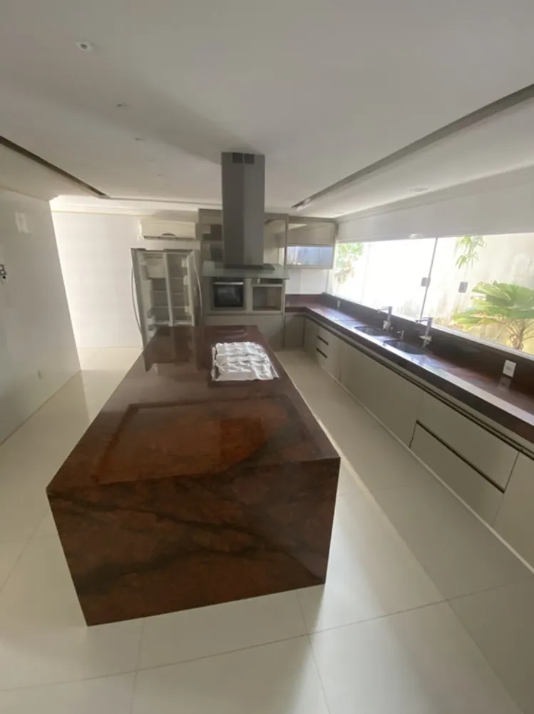 Sobrado, 5 quartos, 858 m² - Foto 17