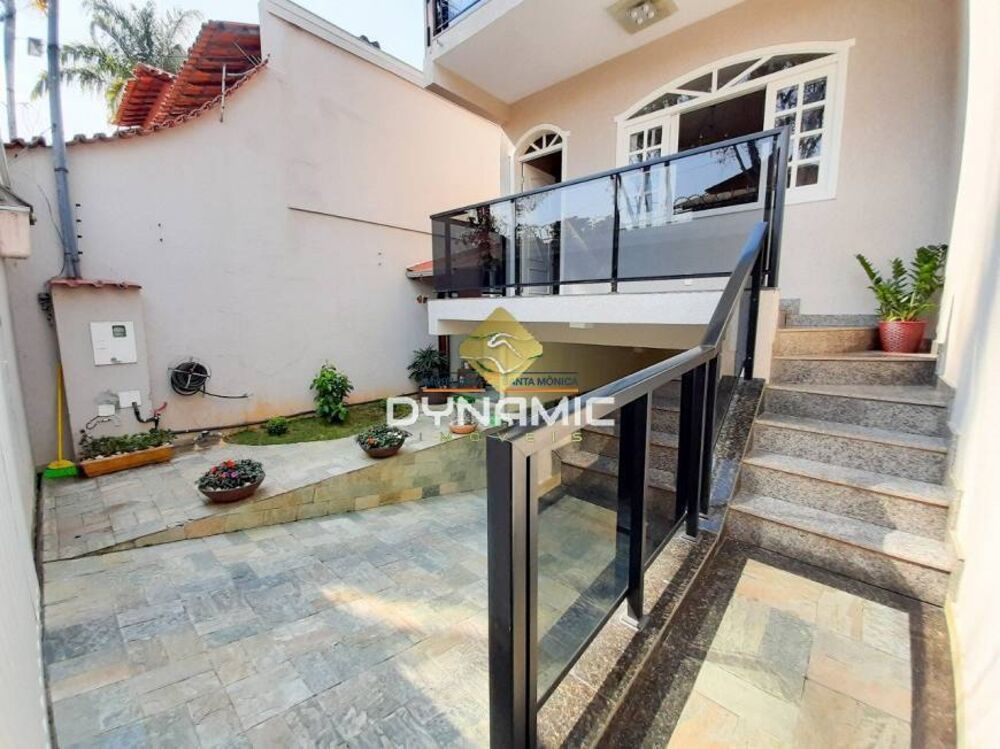 Casa, 3 quartos, 180 m² - Foto 1