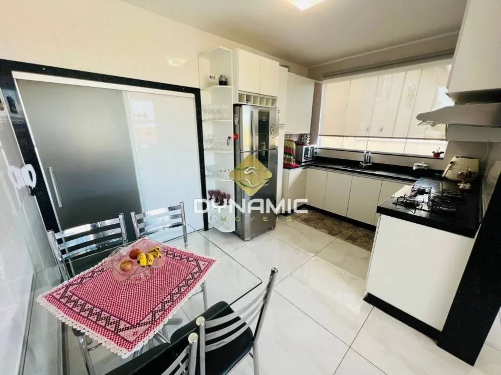 Casa, 3 quartos, 180 m² - Foto 17