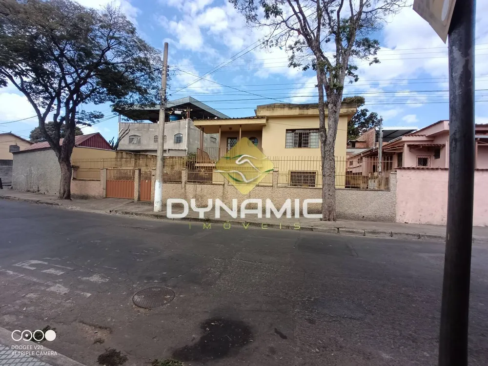 Casa, 4 quartos, 121 m² - Foto 2