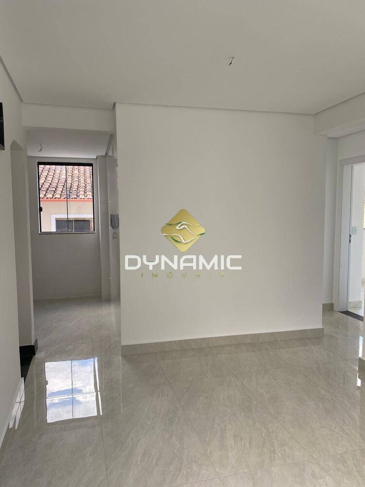 Apartamento à venda com 3 quartos, 15m² - Foto 2