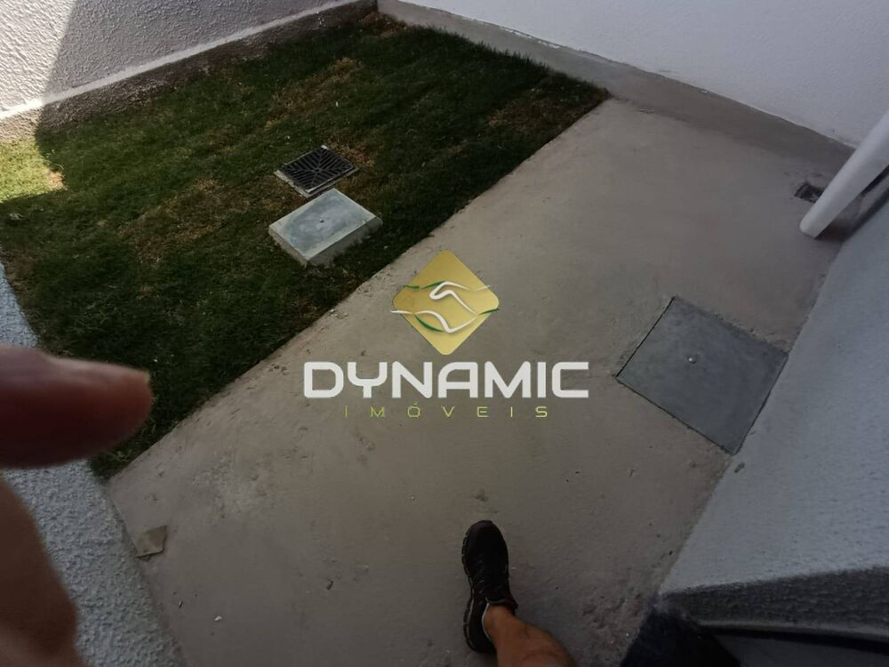 Casa à venda com 2 quartos, 68m² - Foto 4