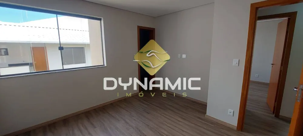 Casa, 4 quartos, 177 m² - Foto 1