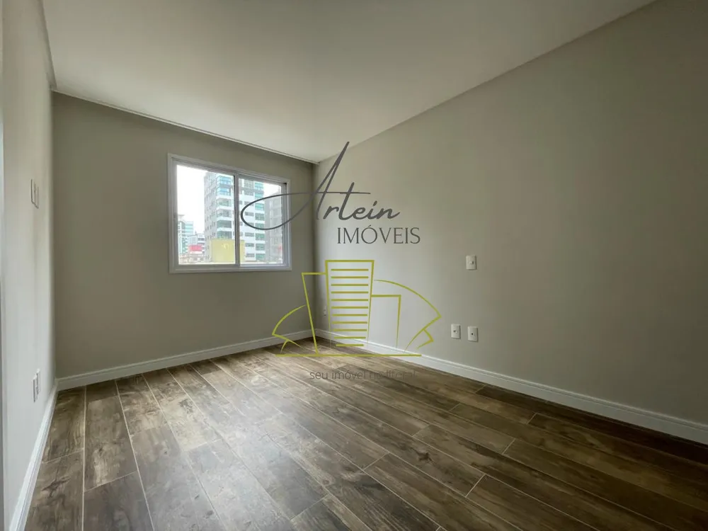Apartamento, 3 quartos, 125 m² - Foto 2