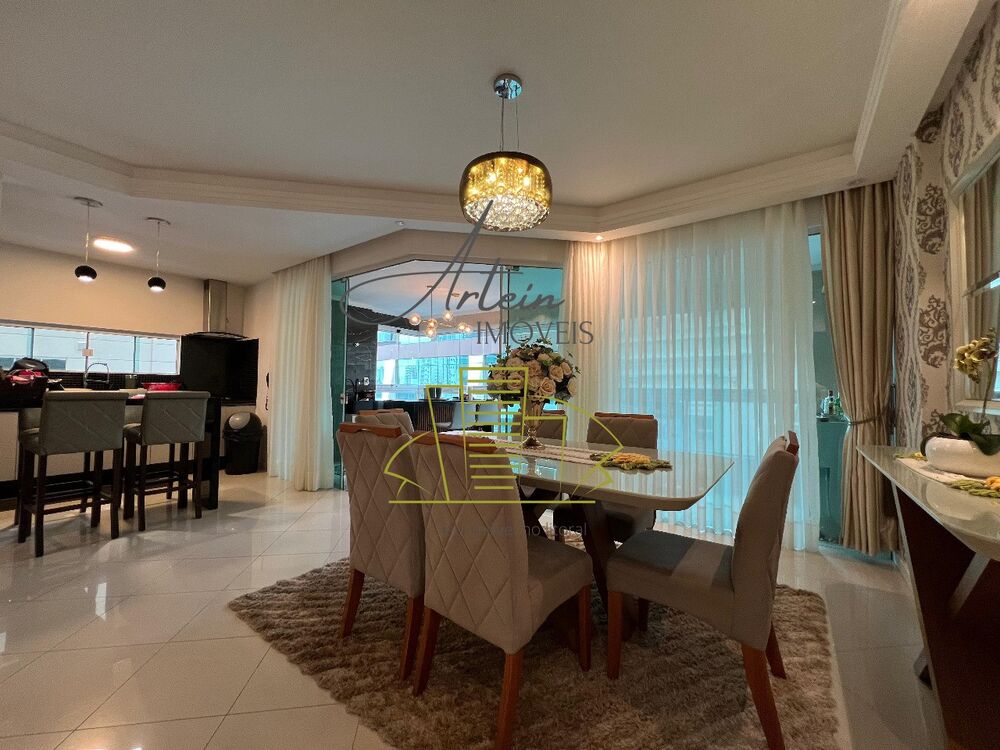 Apartamento, 3 quartos, 123 m² - Foto 1