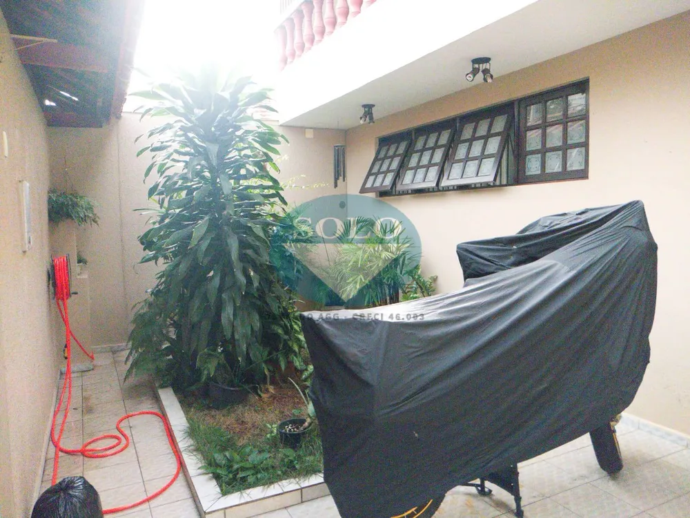 Casa, 3 quartos, 168 m² - Foto 2