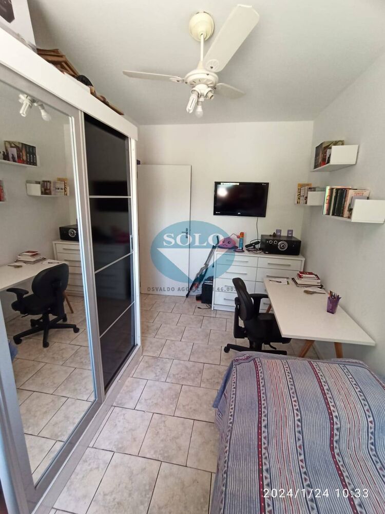 Casa à venda com 4 quartos, 149m² - Foto 4