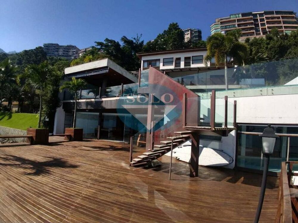 Casa à venda com 10 quartos, 900m² - Foto 4