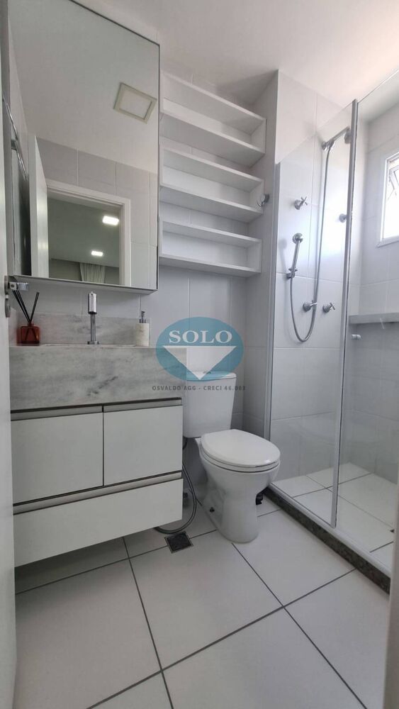 Apartamento à venda com 2 quartos, 66m² - Foto 3