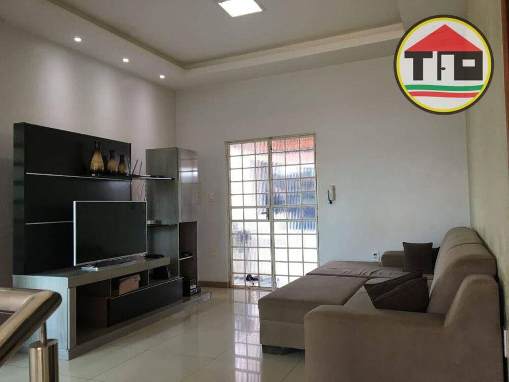 Casa, 4 quartos - Foto 1