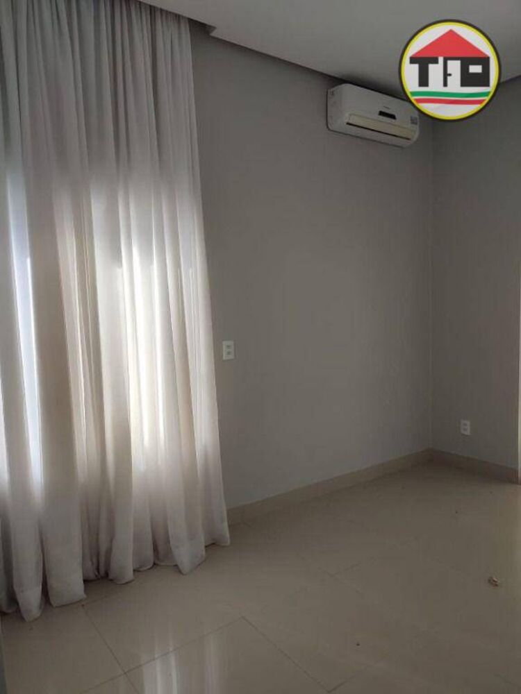 Casa para alugar com 3 quartos, 162m² - Foto 2