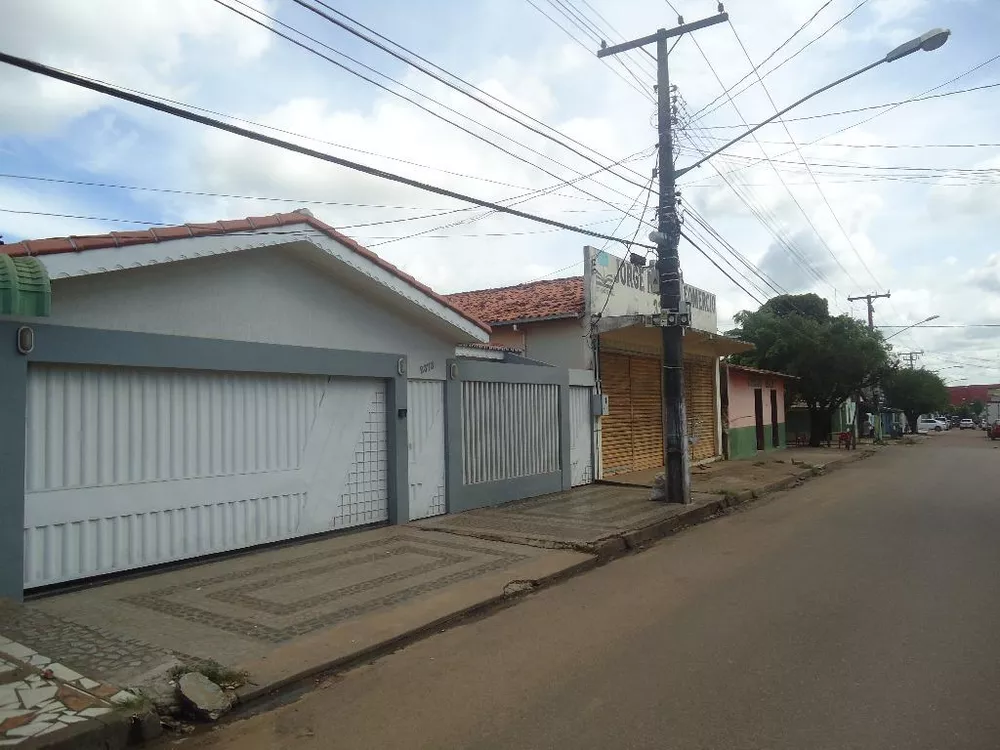 Casa, 3 quartos, 220 m² - Foto 1