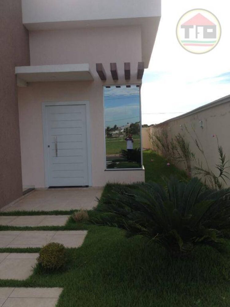 Casa de Condomínio à venda com 3 quartos, 162m² - Foto 1