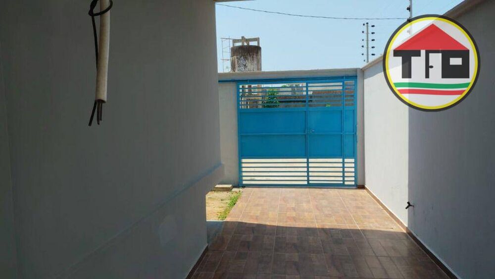 Casa à venda com 3 quartos, 120m² - Foto 1