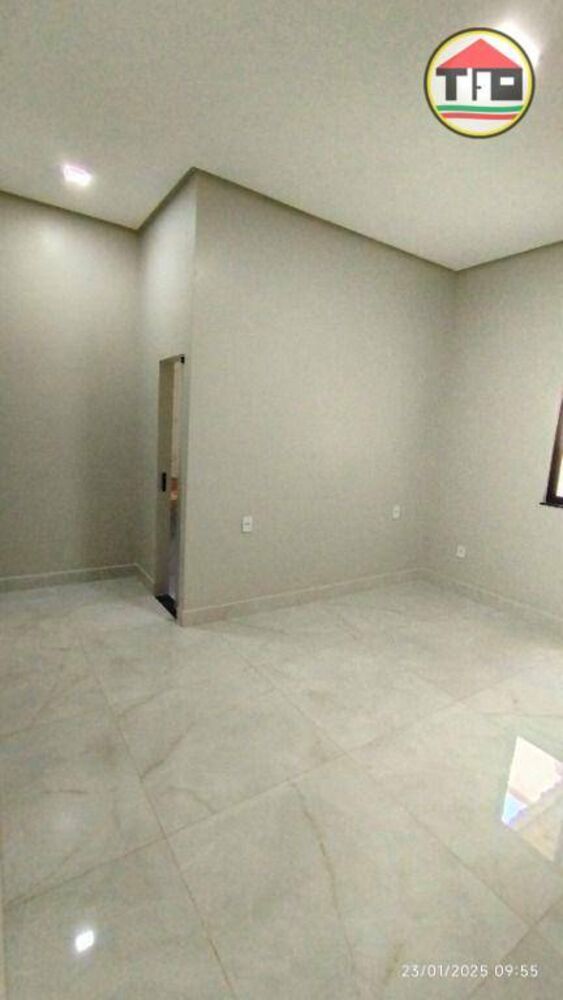 Casa de Condomínio à venda e aluguel com 2 quartos, 66m² - Foto 1