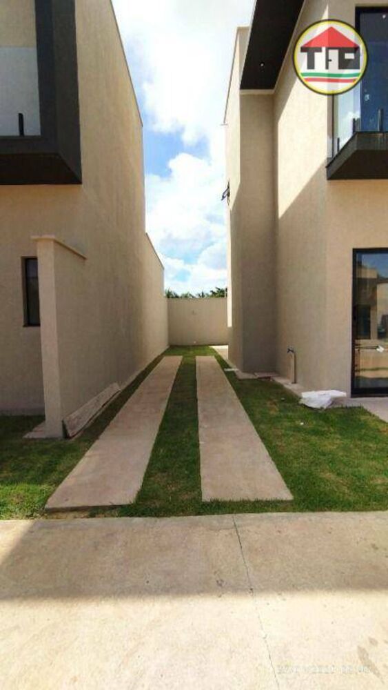 Casa de Condomínio à venda e aluguel com 3 quartos, 97m² - Foto 1