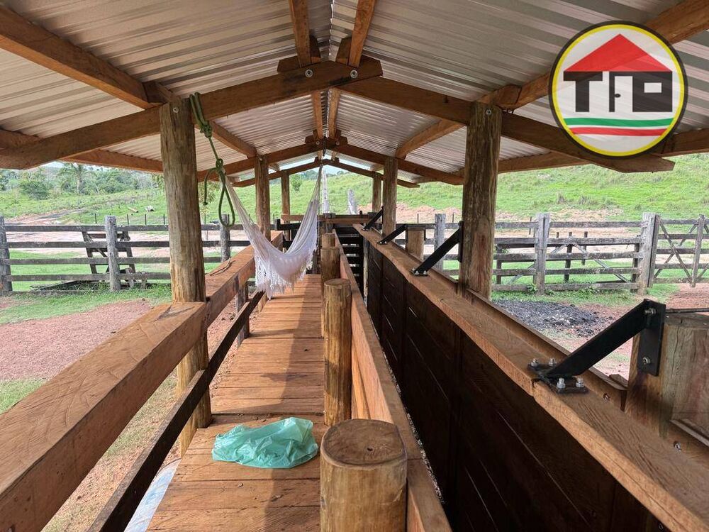Fazenda à venda, 2420000M2 - Foto 1