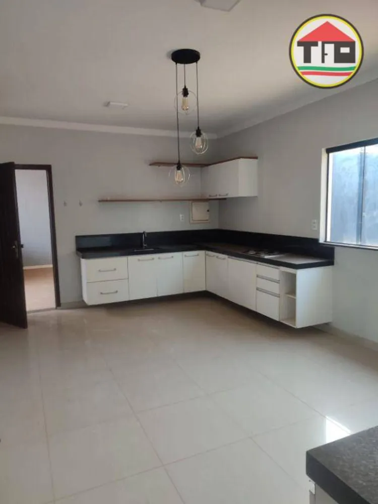 Casa, 3 quartos, 200 m² - Foto 3