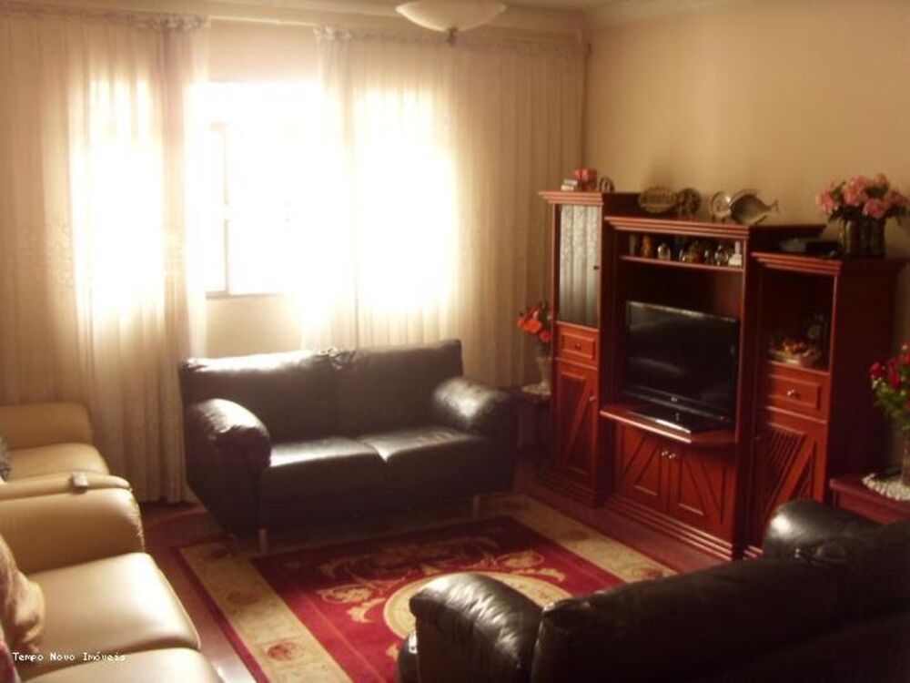 Sobrado, 4 quartos, 141 m² - Foto 1