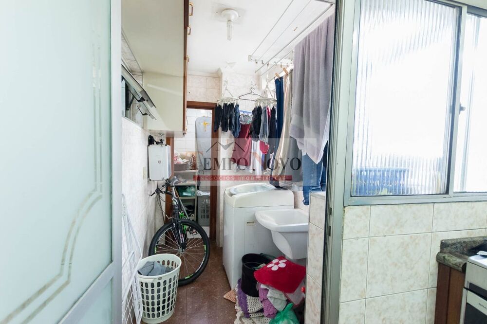 Apartamento à venda com 3 quartos, 83m² - Foto 4