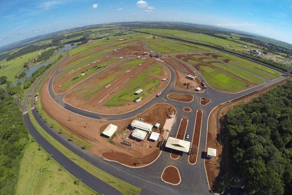 Terreno, 1350 m² - Foto 2