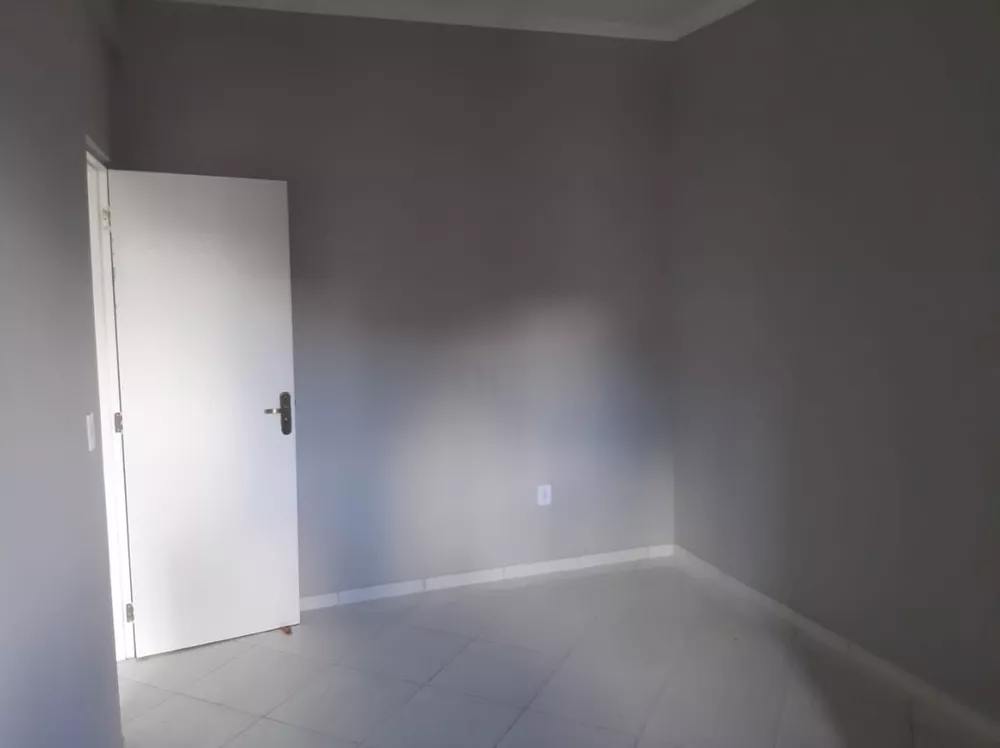 Casa para alugar com 1 quarto, 40m² - Foto 3