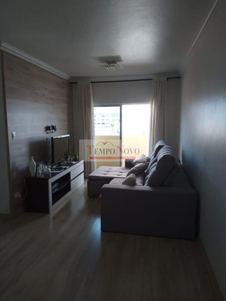 Apartamento à venda com 2 quartos, 70m² - Foto 2