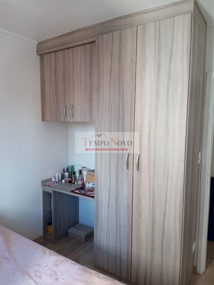 Apartamento à venda com 2 quartos, 70m² - Foto 3