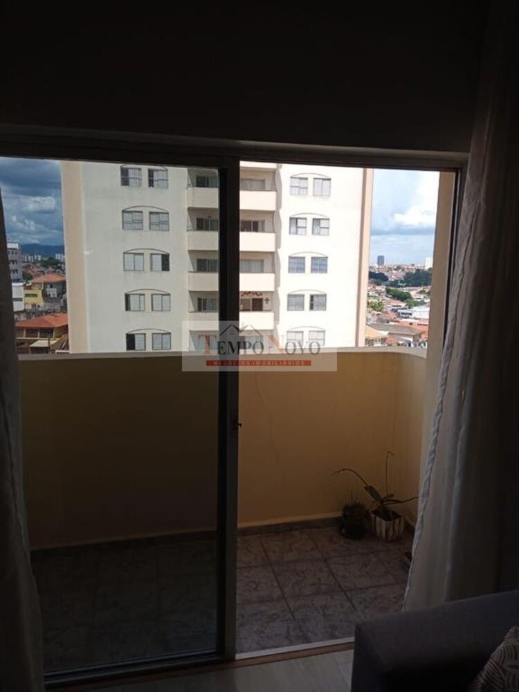 Apartamento à venda com 2 quartos, 70m² - Foto 9