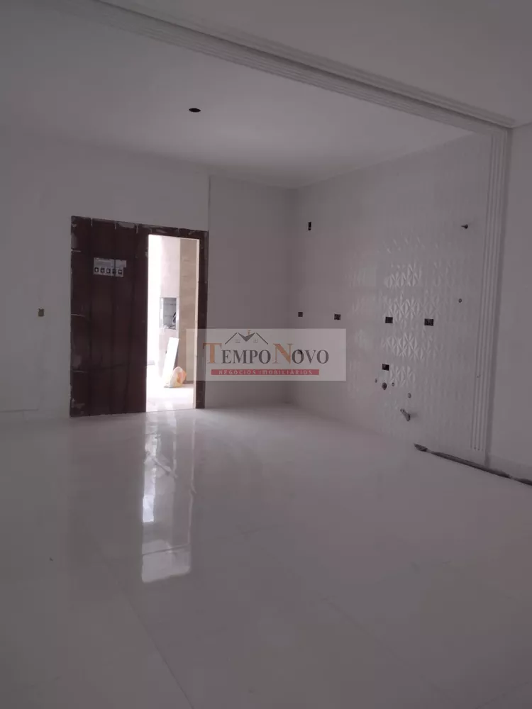 Casa à venda com 3 quartos, 180m² - Foto 11