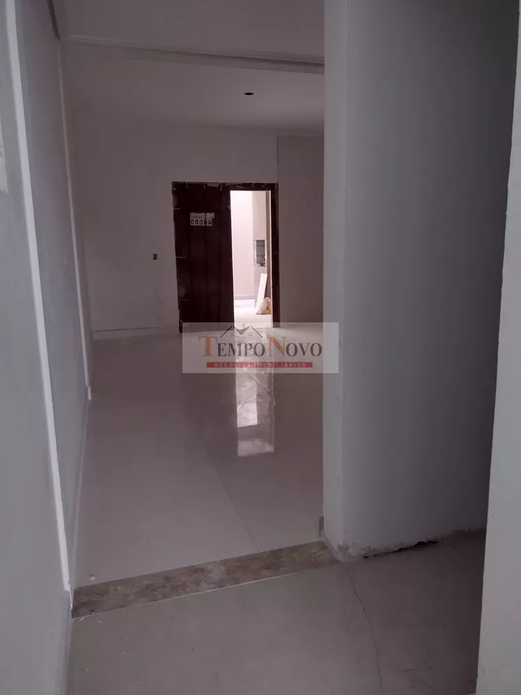 Casa à venda com 3 quartos, 180m² - Foto 10