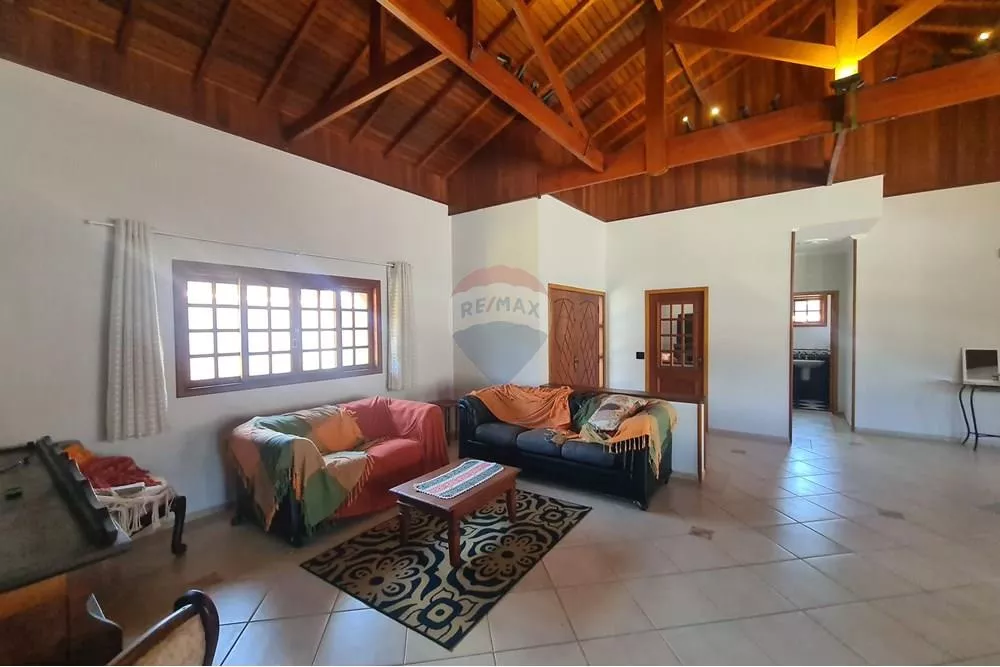 Casa, 3 quartos, 343 m² - Foto 1