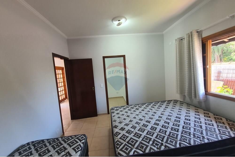 Casa à venda com 3 quartos, 343m² - Foto 5