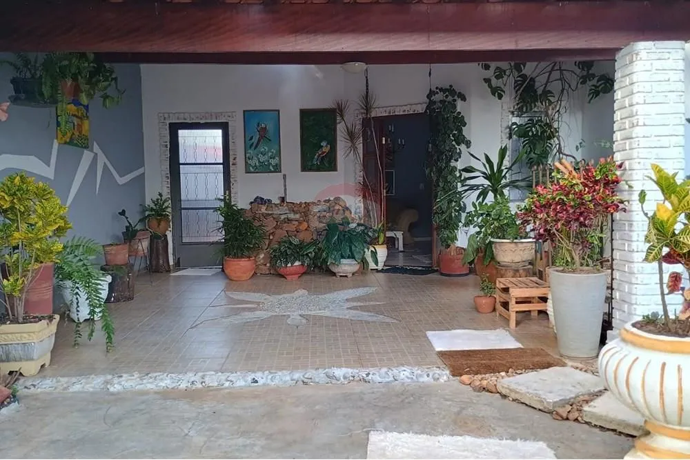 Casa, 4 quartos, 175 m² - Foto 1