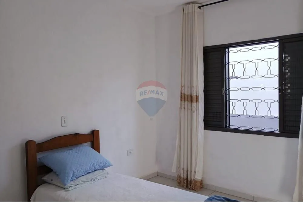 Casa, 4 quartos, 175 m² - Foto 2